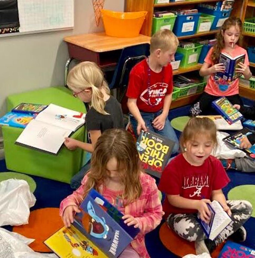 Unity students build home libraries thanks to community support | whig